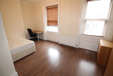 6 bed house, Claremont Street, Spital tongues, Newcastle, NE24AH - Image 4